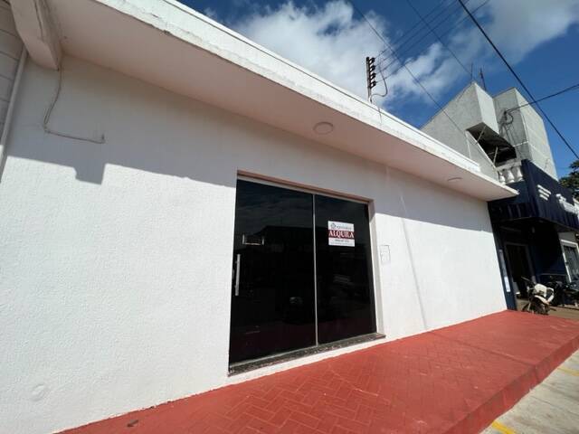 #186 - Salón Comercial para Alquiler en Pedro Juan Caballero - PY-13 - 1
